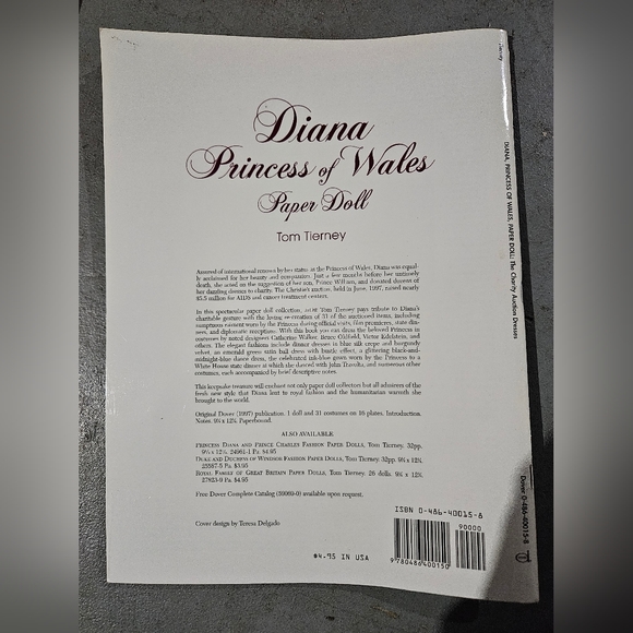 Princess Diana paper doll book - Picture 4 of 8